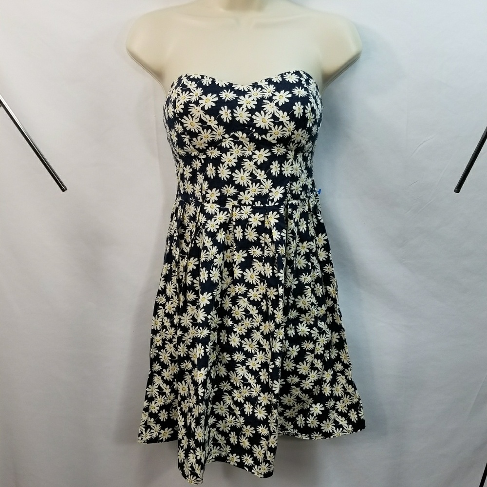Rue 21 Floral Strapless Dress - Picture 2 of 6